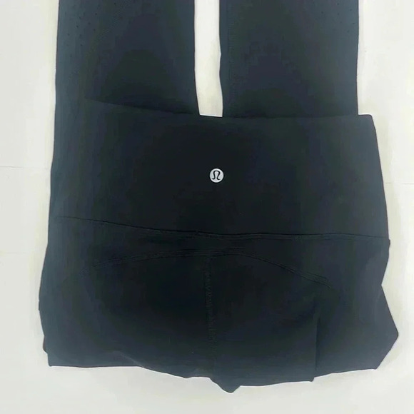 Lululemon Anew Crop Leggings Black Luxtreme Workout Pants 4 laser cut detail - Picture 10 of 10